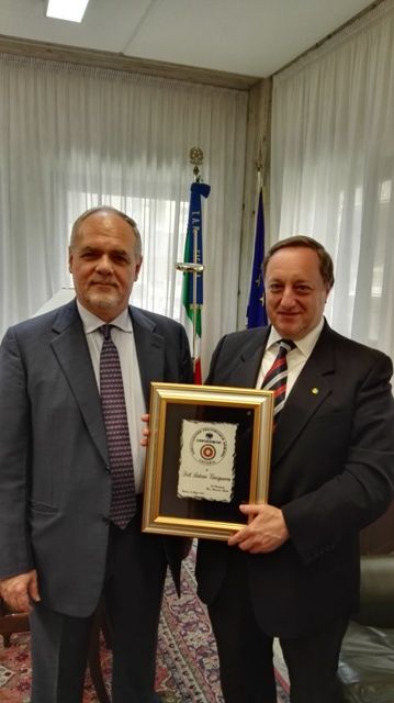 TAR Catania: il presidente dell`associazione Armieri Confcommercio cav. Francesco Zaccà incontra il presidente Antonio Vinciguerra 